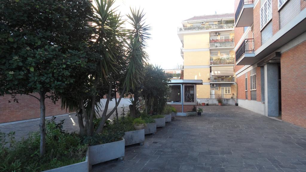 B&B Gemelli Rooms Rome Exterior photo